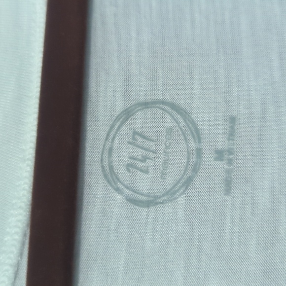 Maurices 24/7 tank - Picture 2 of 3